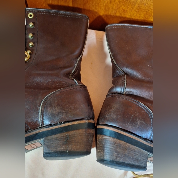 CAROLINA steel-toed oil resistant leather work boots. Size 7 1/2 - Picture 10 of 16